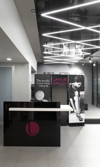Entrance-Lakme Salon