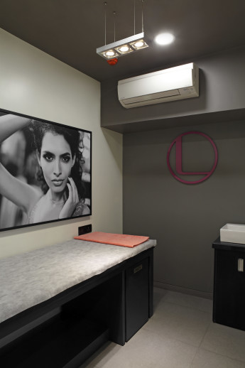Prive Room-Lakme Salon